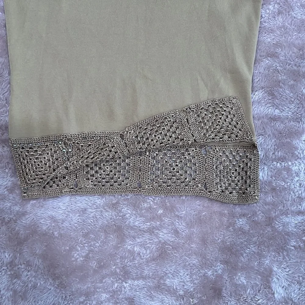 25. Joseph A. Cropped tank crochet bottom with beads Size L - Picture 5 of 9